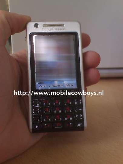 Sony Ericsson P700i - new images