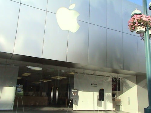 Apple Store morning glory