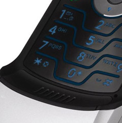 3G handsets make up more than half of handset sales in q3 2007, Motorola leads with RAZR V3m