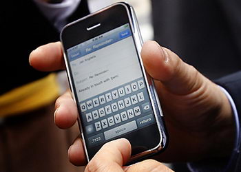 Time awards Apple iPhone as the top gadget