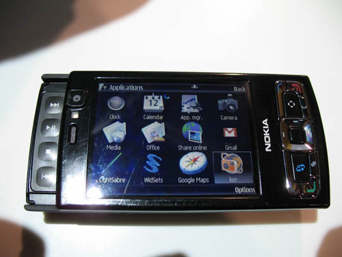 Nokia N95 8GB NAM pictures