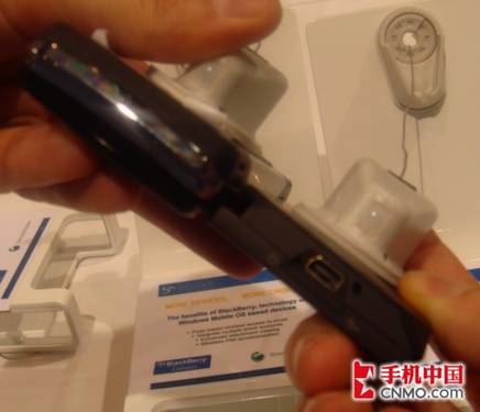 Sony Ericsson Xperia X1 vs HTC Touch Diamond - pic 2