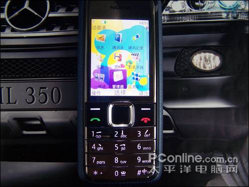 Nokia 7310 Classic - pic 2