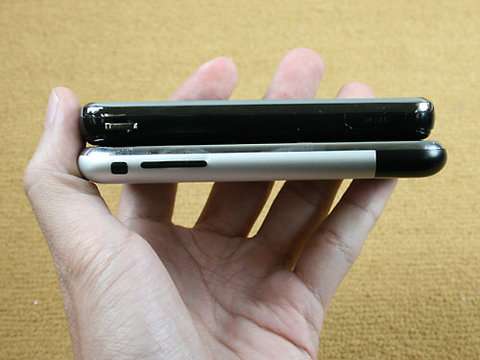 Samsung i900 Omnia vs Apple iPhone - pic 1