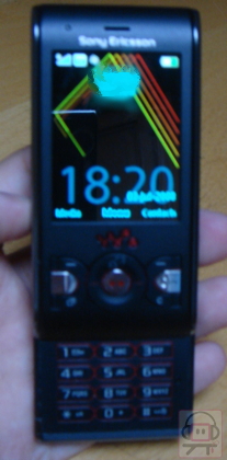 se-w595-leak-1.jpg