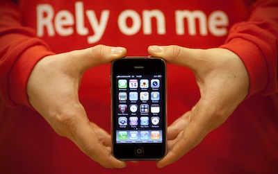 Vodafone UK sells 100,000th iPhone today - IntoMobile