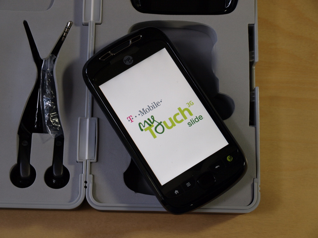 TMobile myTouch 3G Slide gets unboxed, handled by IntoMobile
