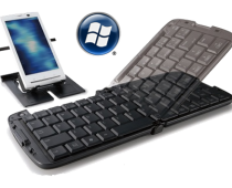 Foldable Bluetooth keyboard with phone