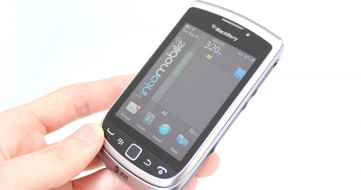 BlackBerry-9810-closed3