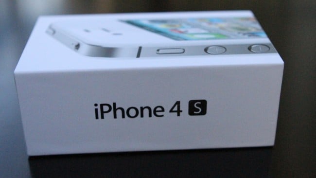 Apple iPhone 4S unboxing and initial impressions Apple iPhone 4S unboxing and initial impressions