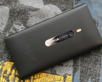 Nokia Lumia 900 getting its Batman limited edition, too
