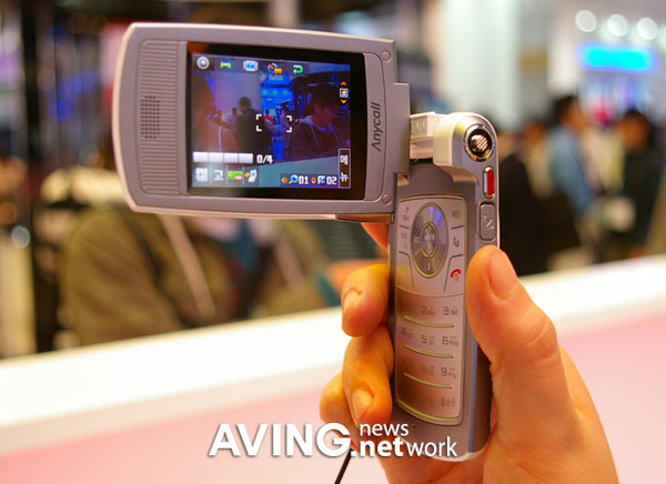 Samsung SCH-B750 camcorder phone announced in Korea with DMB and TV out