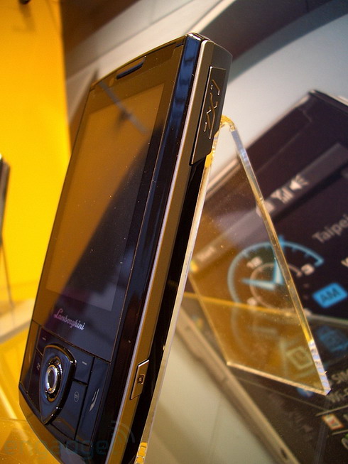 Photos: ASUS ZX1 Lamborghini phone