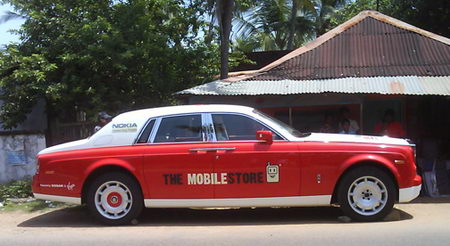 Rolls-Royce turned into a mobile phone store in India