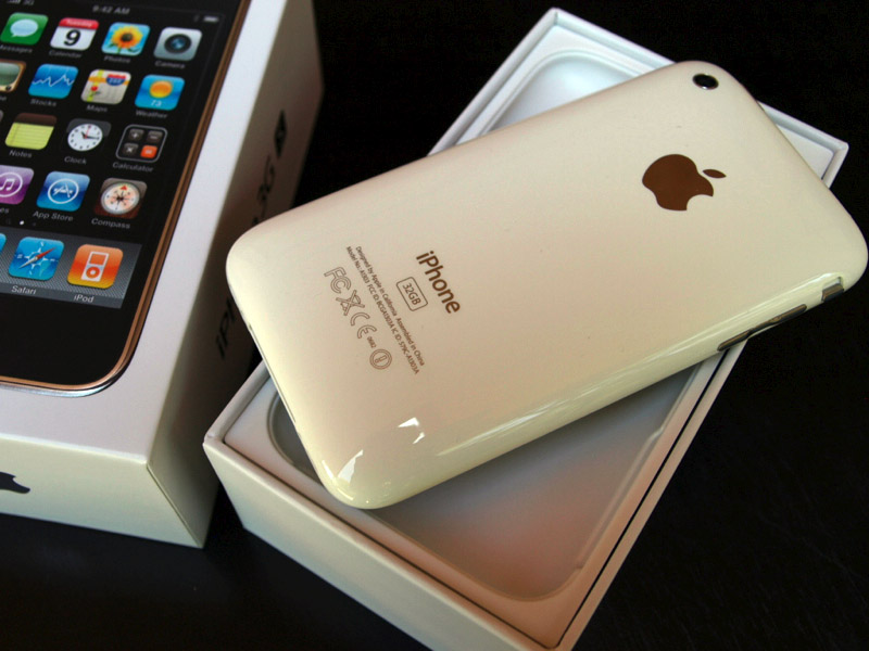Айфон s3. Iphone 3gs white. iphone 3 white. iphone 3gs белый. айфон 3 белый.