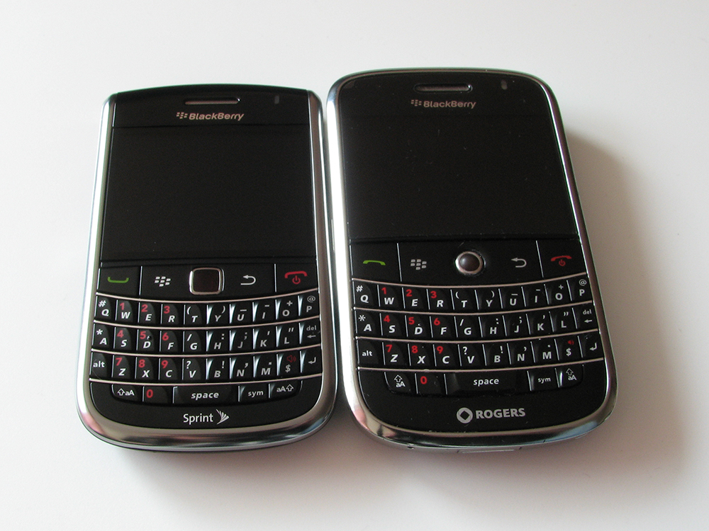 BlackBerry 9650 Unboxing and Impressions