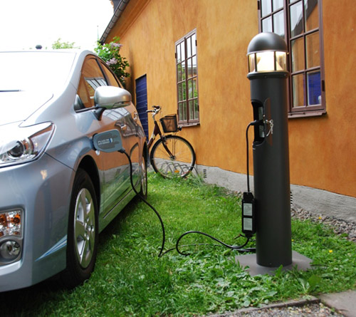 Pay for recharging of electric cars with mobile in Sweden