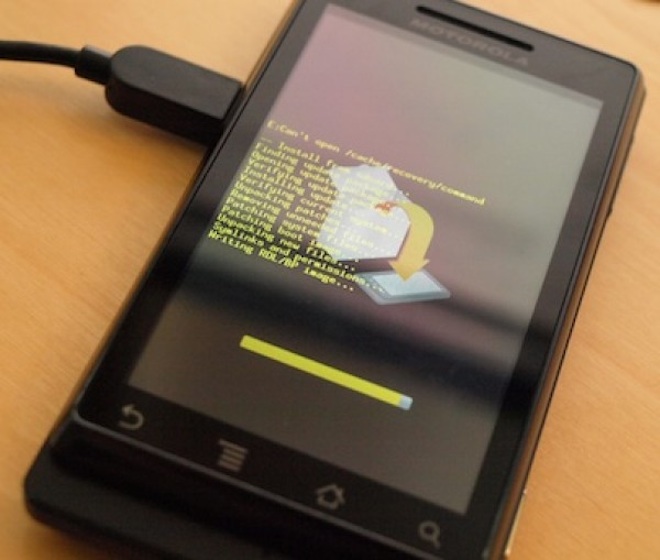 Image of the Motorola Droid updating its Android ROM