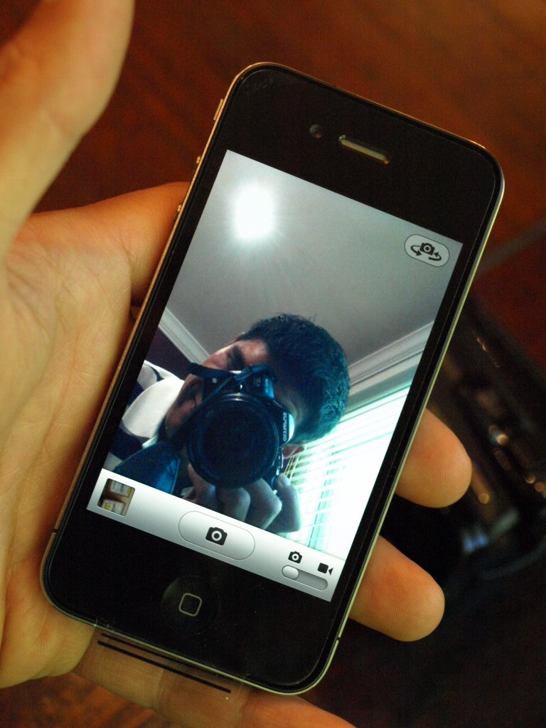 Consumer Reports still not recommending Apple iPhone 4