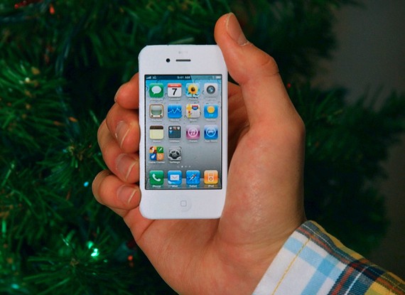 White iPhone 4 Christmas