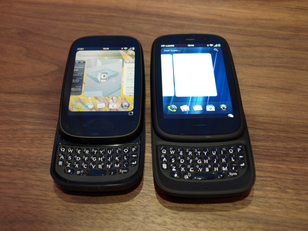 HP Palm Pre 3 with webOS 2.1 and larger display and faster Snapdragon processor