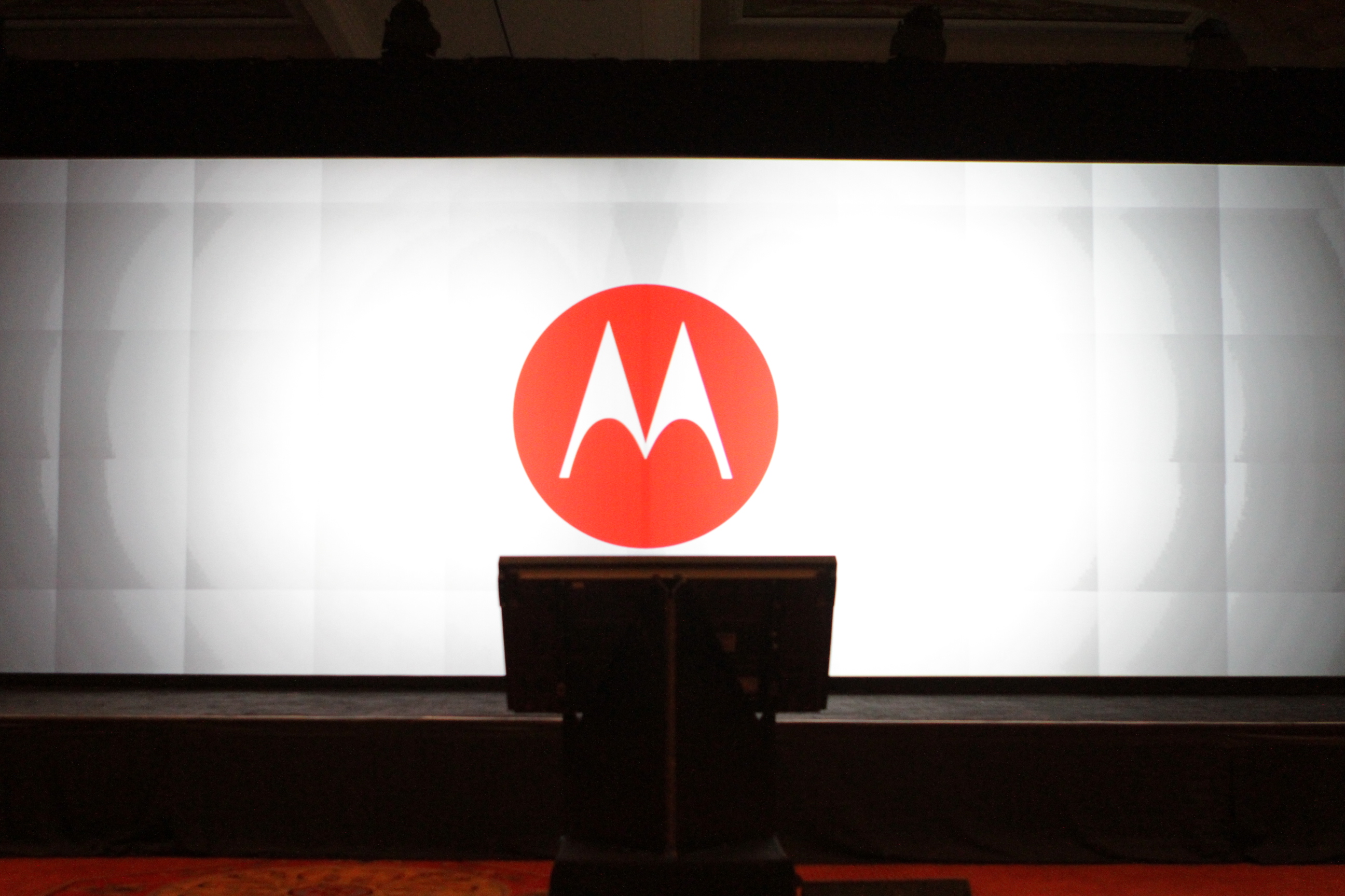 Motorola invests in game maker Moblyng