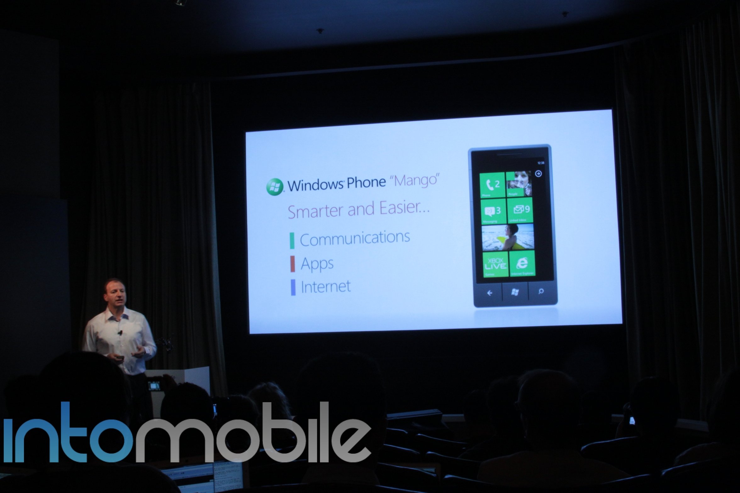 Windows Phone 7.1 Mango dev tools released