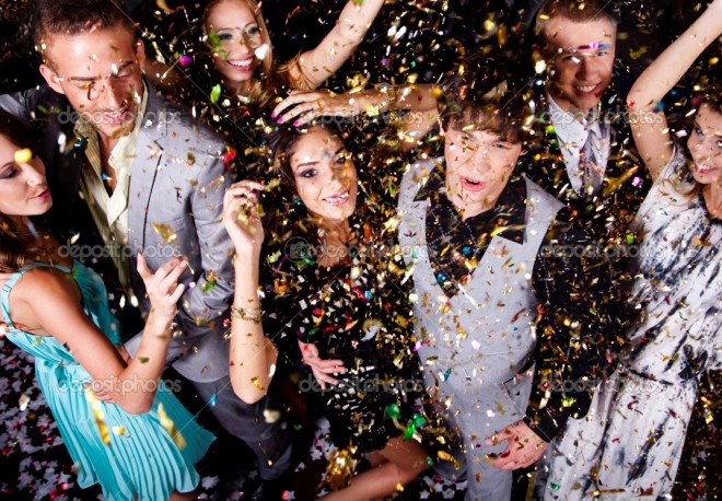 Party with IntoMobile and win Samsung gear Party with IntoMobile and win Samsung gear