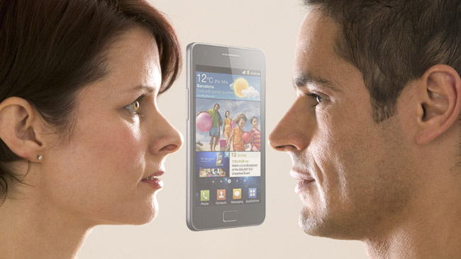 smartphone vs girlfriend