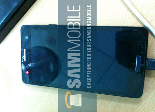 Samsung Galaxy S III caught in the wild again
