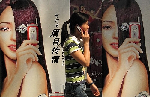 Chinese manufacturers make just 1% of profits from all the phones they'll make this year