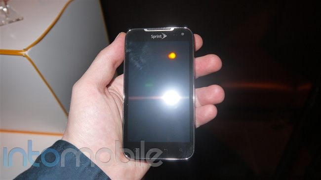 Sprint's LG Viper 4G LTE gets Ice Cream Sandwich