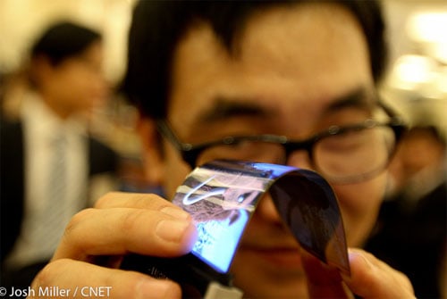 Samsung 5.5-inch Flexible Display to be demoed at CES 2013
