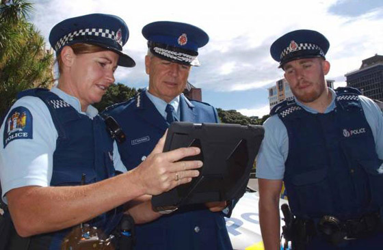 New Zealand police buying 10,000 iOS devices