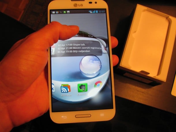 phone-in-hand2