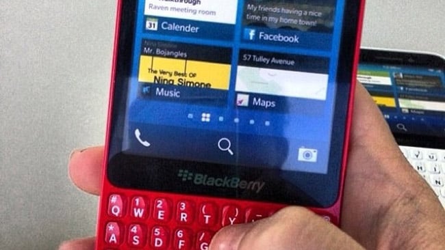 BlackBerry R10 leaks again