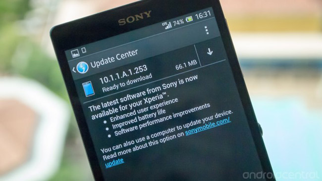 Unlocked Sony Xperia ZL getting a small update