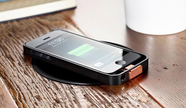 Starbucks brings wireless charging tables to the Silicon Valley area