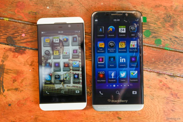 BlackBerry A10 compared to the z10 in a new leak
