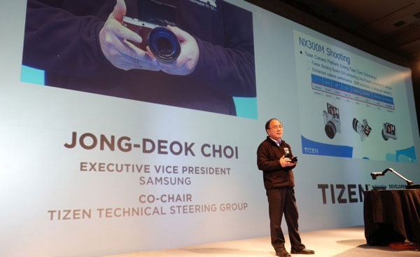 Samsung NX300M camera will be the first Tizen-powered device