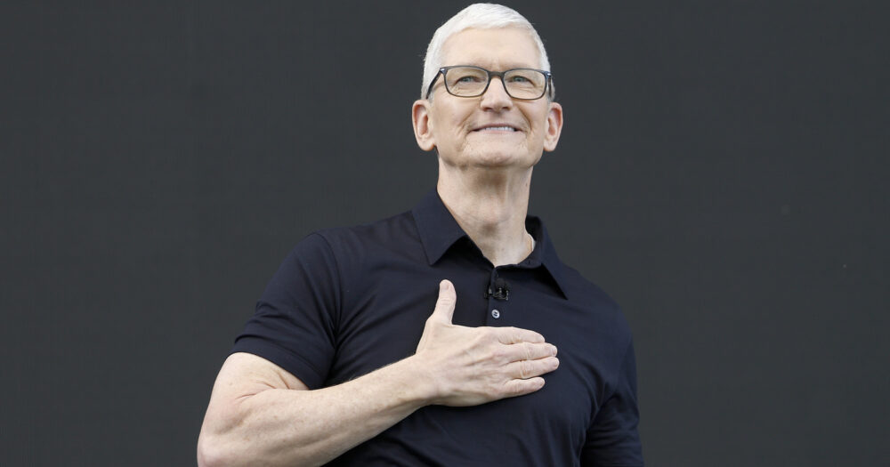 Tim Cook, Apple'ın fiyat artışlarının hafıza sıkıntısı nedeniyle 'kaçınılmaz' olduğunu söyledi